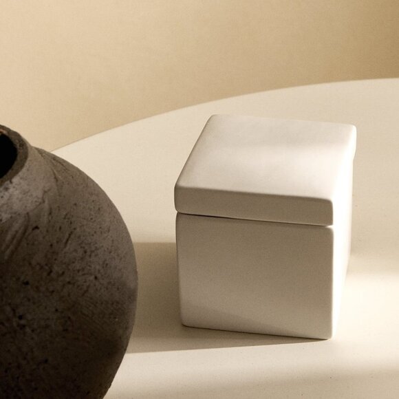 NEW Zara Home 3 Piece WHITE EARTHENWARE JAR and DISH SET - Picture 2 of 14